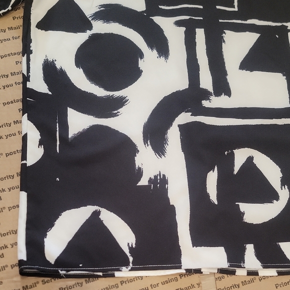 Monochrome Geometric Men's Shirt - Picture 11 of 11